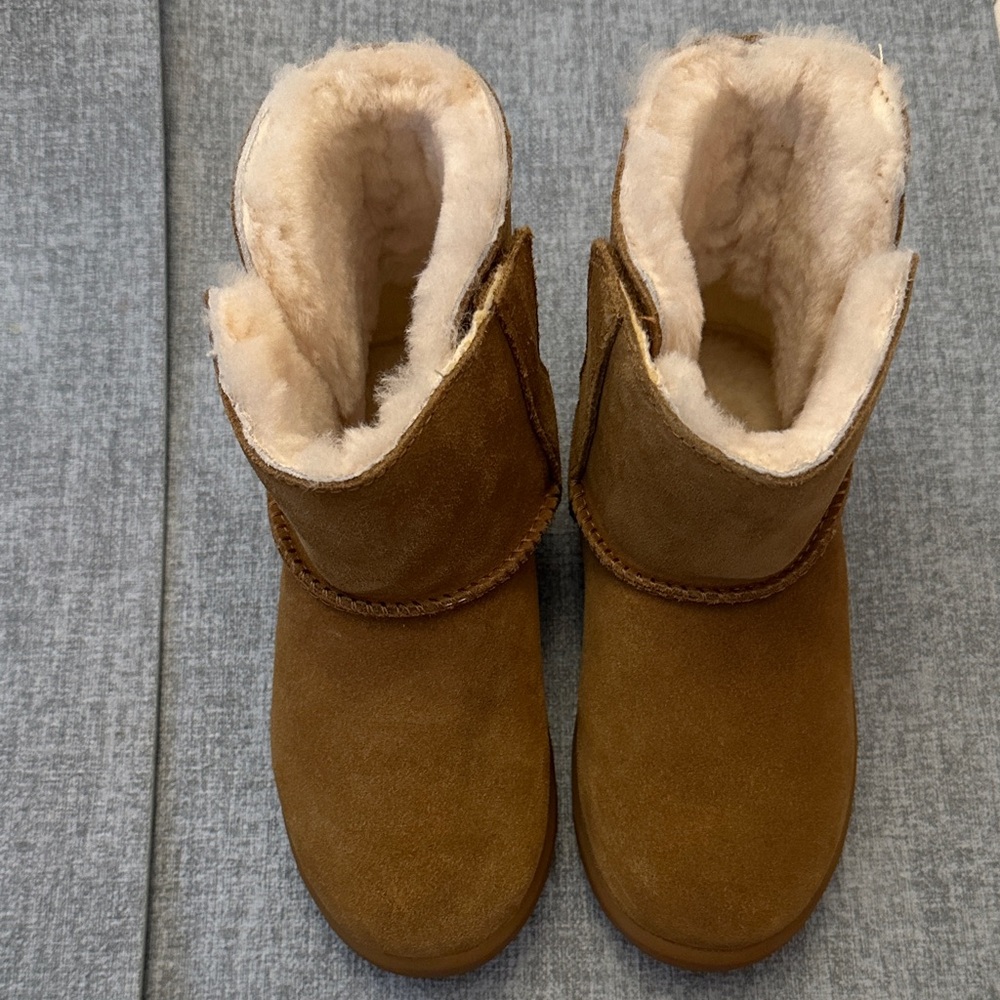 UGG Keelan Boot - Toddler size 11
